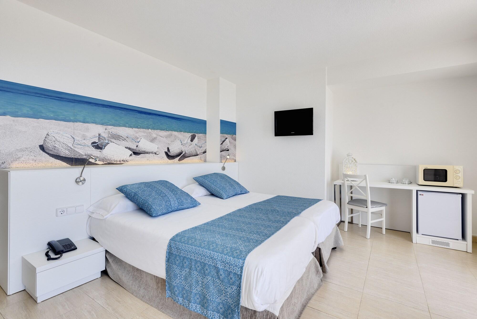 Aparthotel Tropic Garden Santa Eulalia del Río Exterior foto