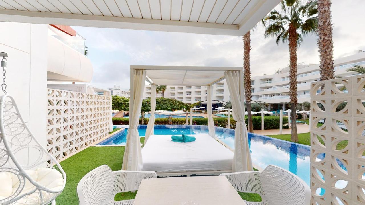 Aparthotel Tropic Garden Santa Eulalia del Río Exterior foto