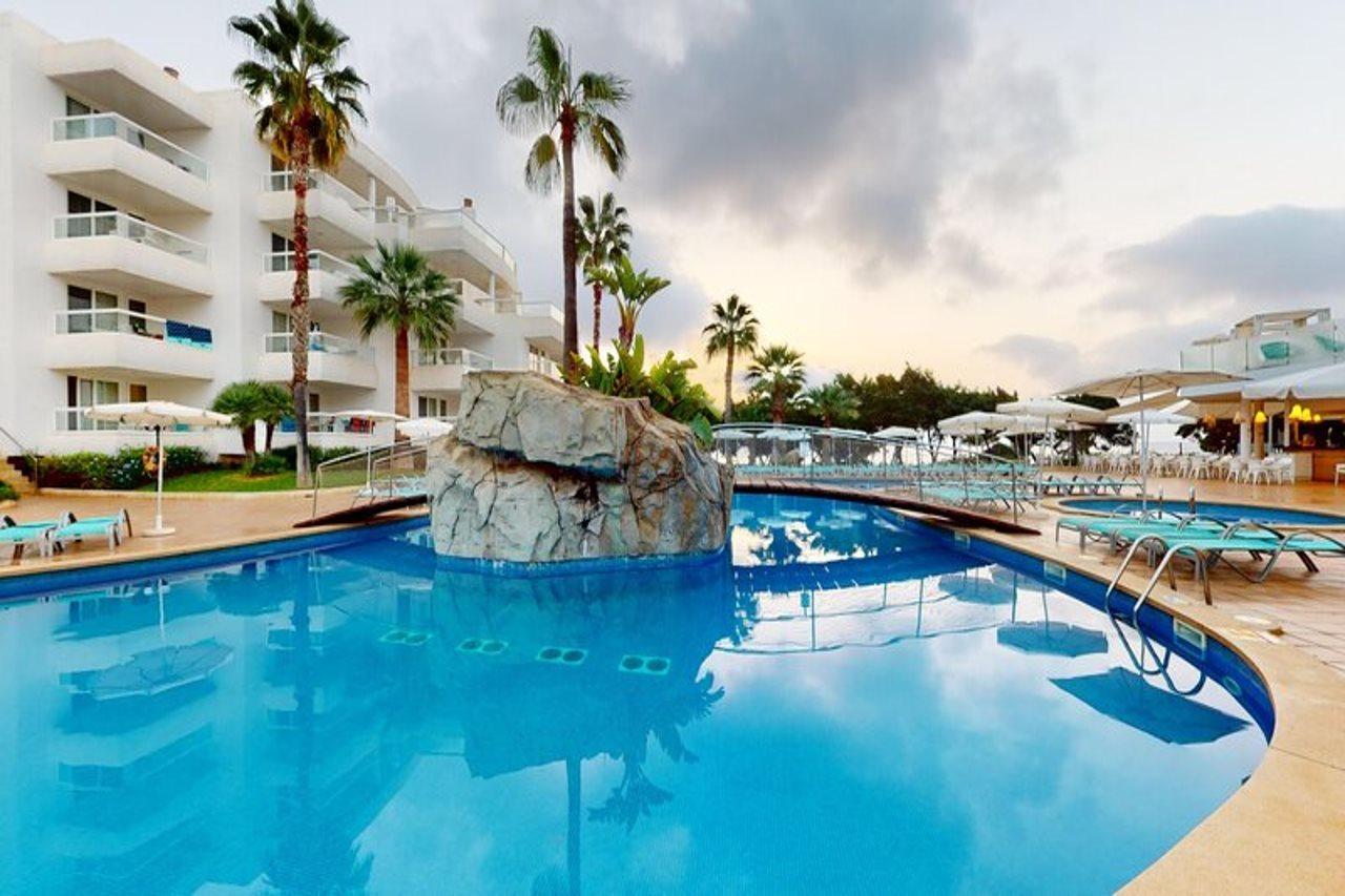 Aparthotel Tropic Garden Santa Eulalia del Río Exterior foto