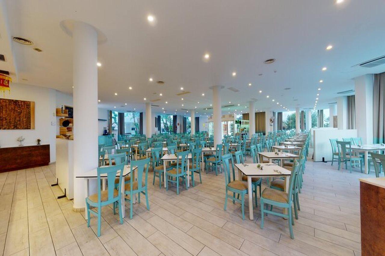 Aparthotel Tropic Garden Santa Eulalia del Río Exterior foto