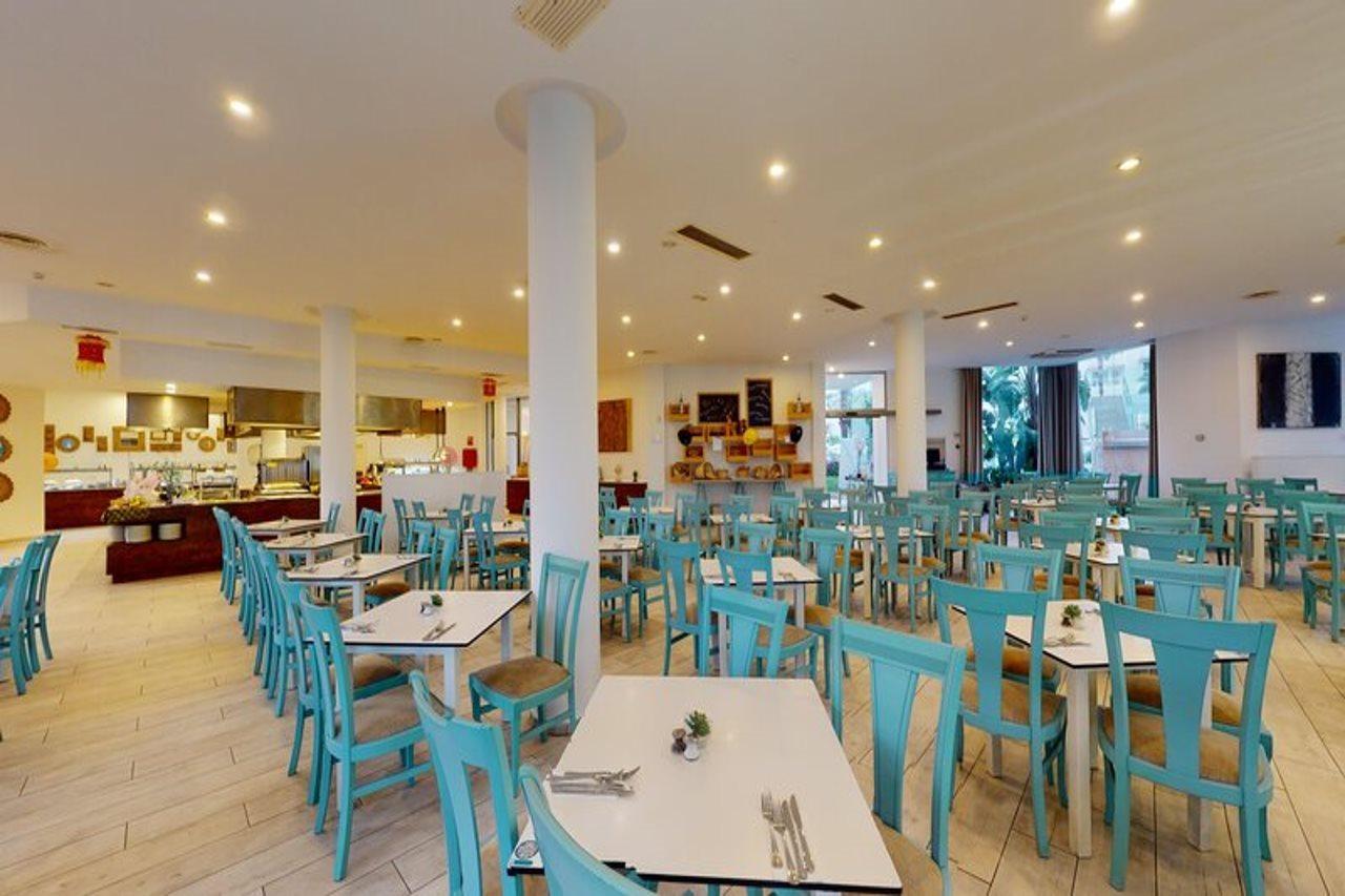 Aparthotel Tropic Garden Santa Eulalia del Río Exterior foto