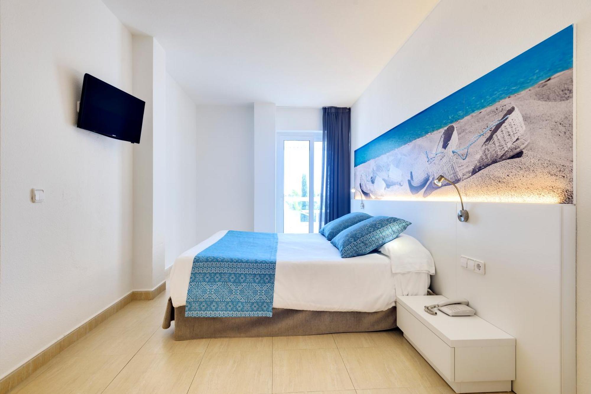 Aparthotel Tropic Garden Santa Eulalia del Río Exterior foto