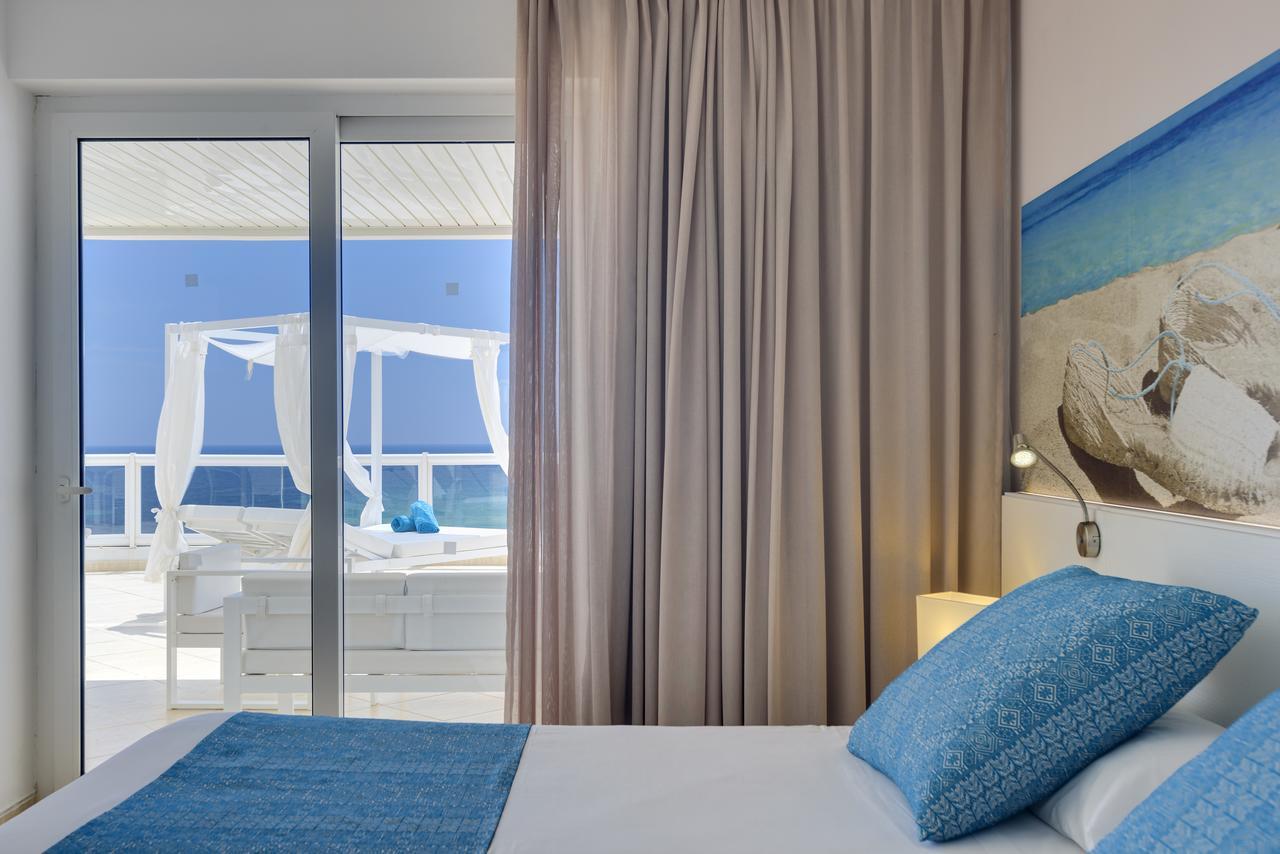 Aparthotel Tropic Garden Santa Eulalia del Río Exterior foto